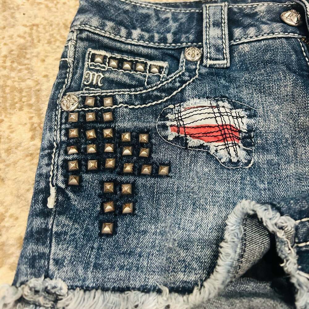 Buckle Miss Me Jeans "Destroyed Stars & - Picture 8 of 11